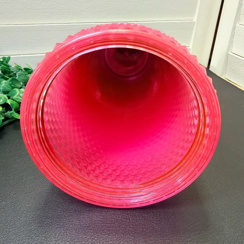 NWT Starbucks Holiday 2022 Waxberry Pink Ombre Studded Tumbler - no straw